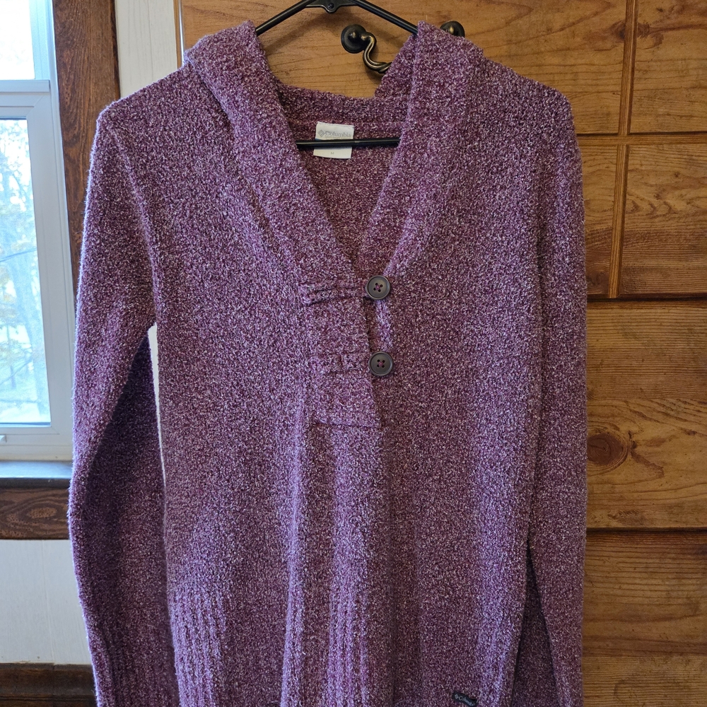 Columbia Purple V-Neck Sweater